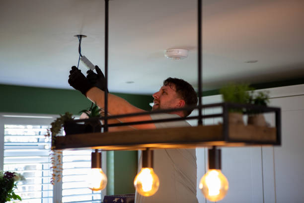 Best Electrician Near Me  in Cortland, OH